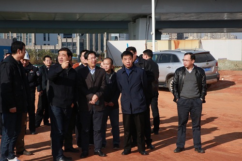 ���г�����һ�е�����˾���ϴ�·���鶼��·����·ˢ����Ŀ