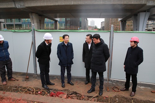 ���г�����һ�е�����˾�鶼��·���������ۺ�ˢ�¹���