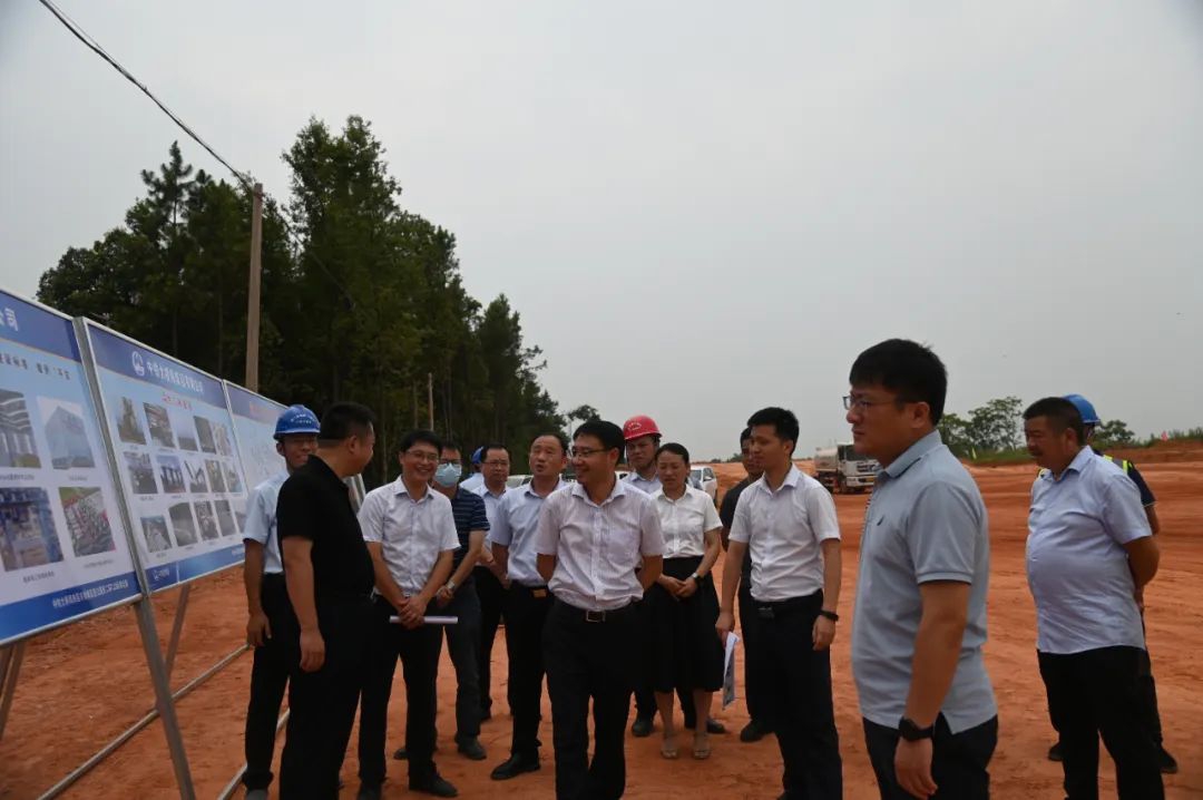 ���г����º����������������Ŀ�������